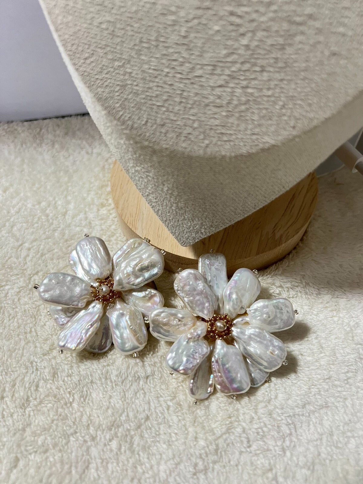Square Baroque Pearl Floral Brooch Clip