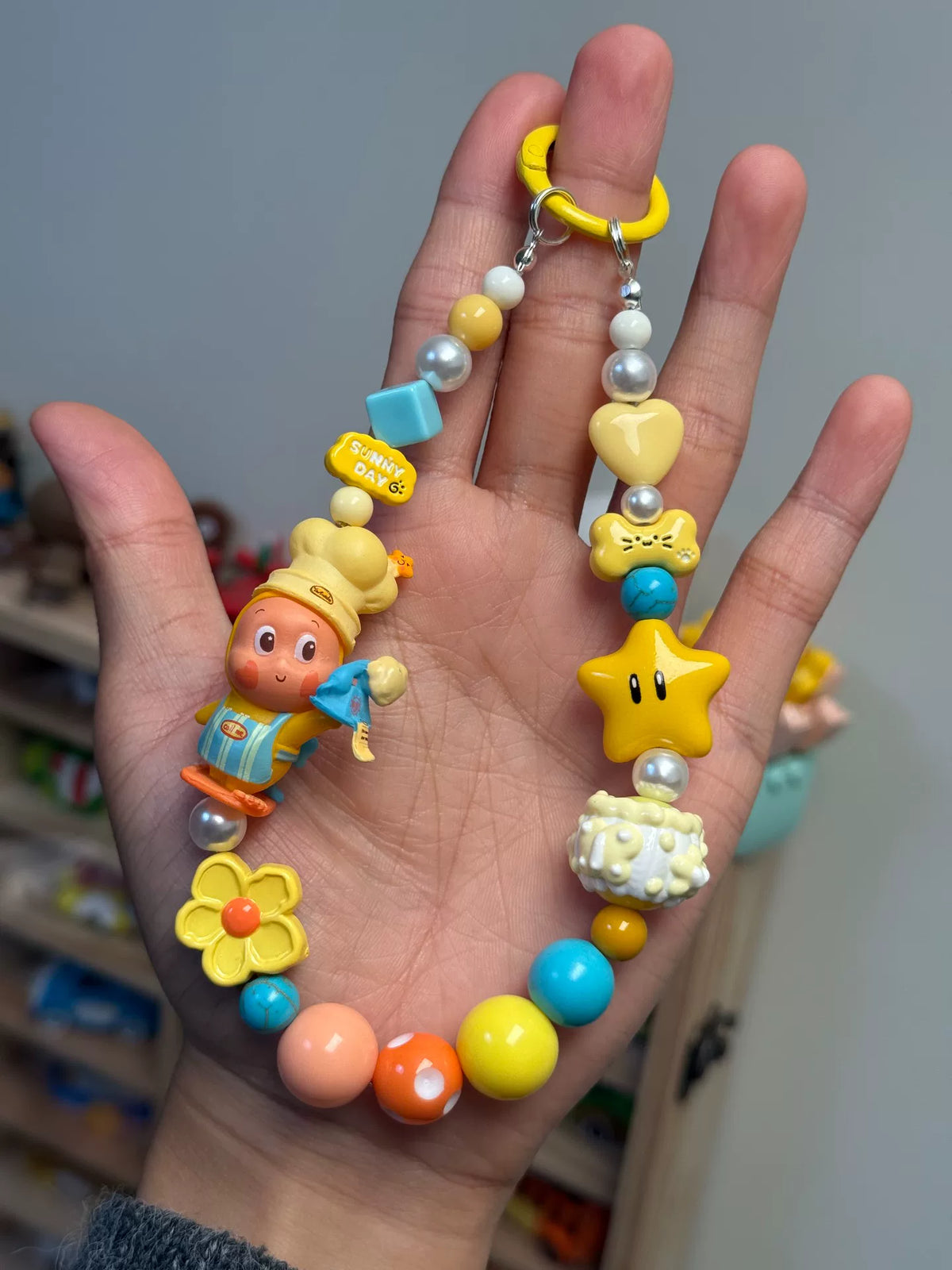 Chaveiro e Tira de Telemóvel com Contas e Estrela Personalizada