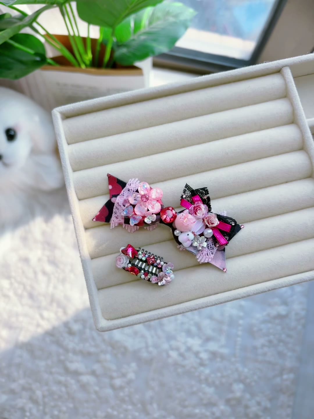Sweet Mint Pet Hair Accessories Black Pink Frog Set