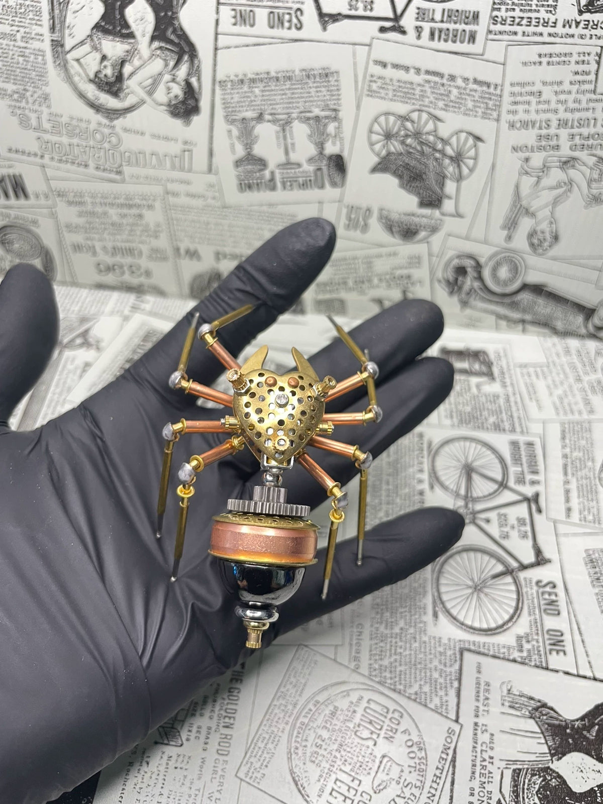 Steampunk mechanische Spinnen-Figur aus Messing