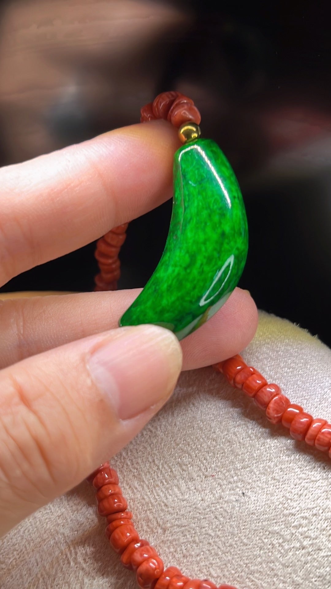 Green Gemstone Curved Pendant Necklace