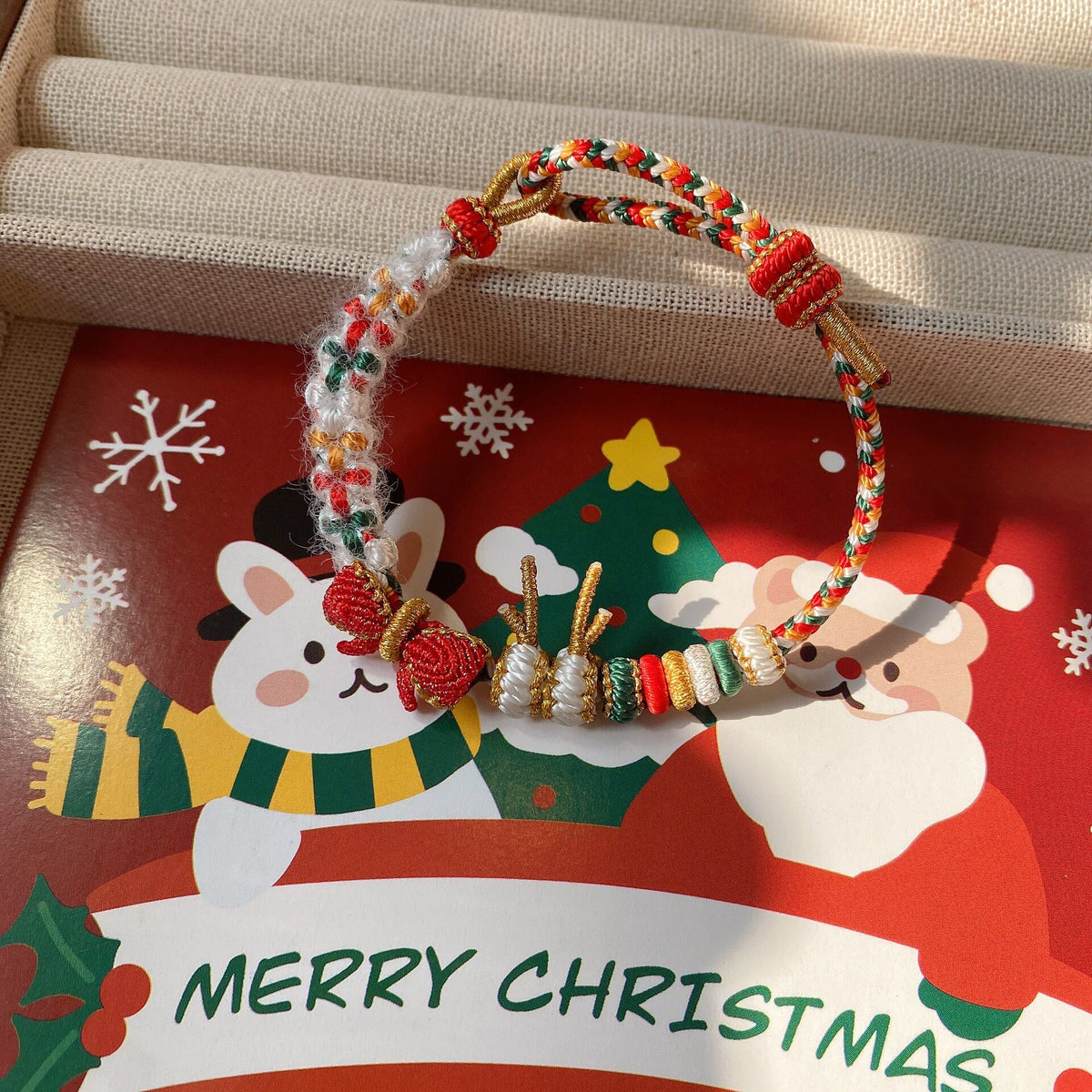 Christmas Bracelet with Bow and Reindeer Knots