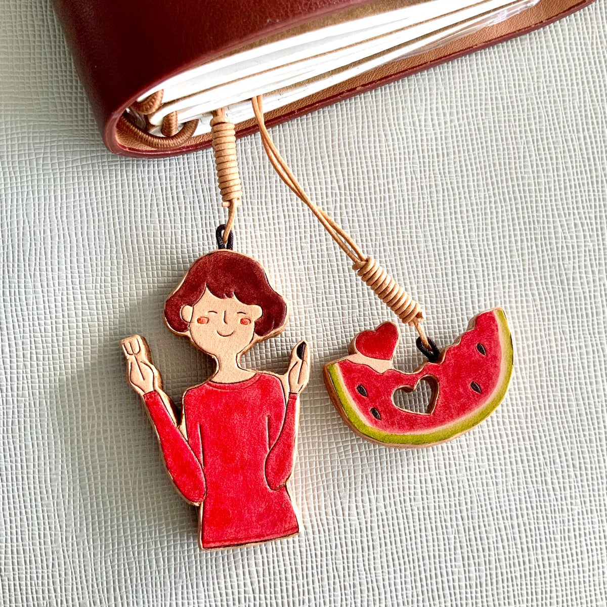 Porte-clés pendentif en cuir de pastèque