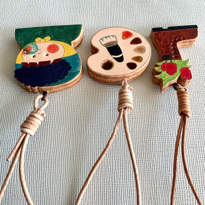 Italian Vegetable-Tanned Leather Double-Layer Hand-Carved Pendant Set