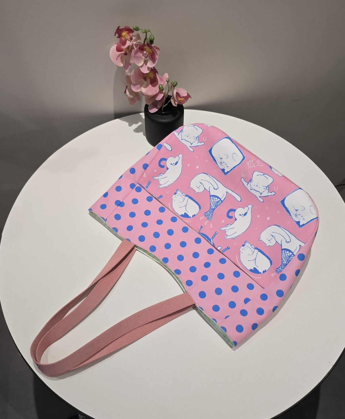 Cat Tote Bag with Polka Dot Print