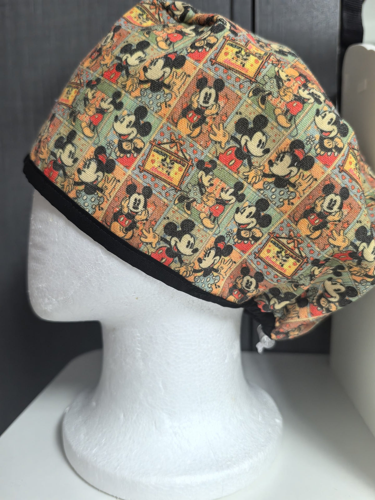 Calot chirurgical en lin et coton, patchwork Mickey vintage