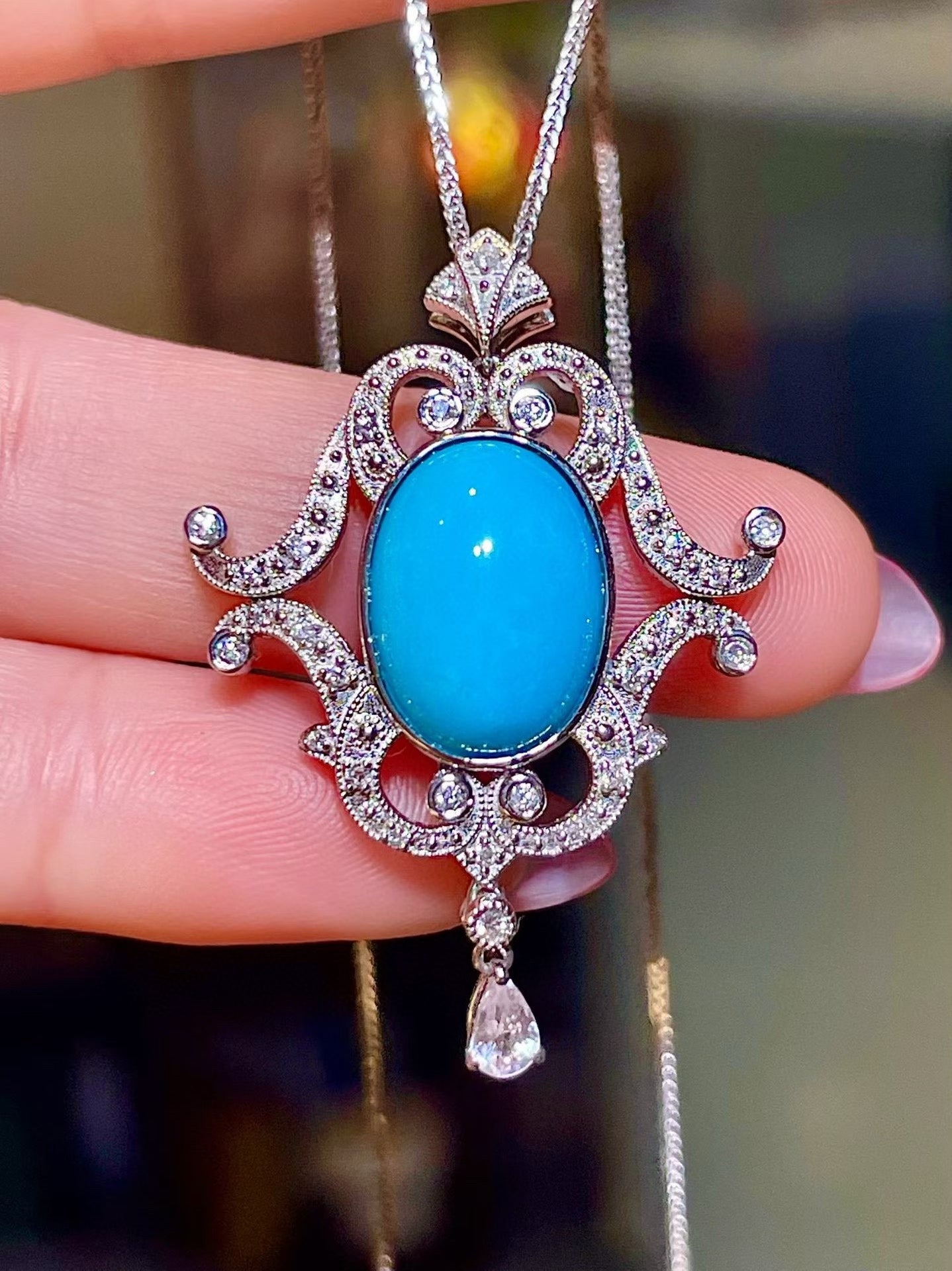 Pt950 Platinum Pendant with Oval Sleeping Beauty Turquoise 5.37ct and Diamond Pavé