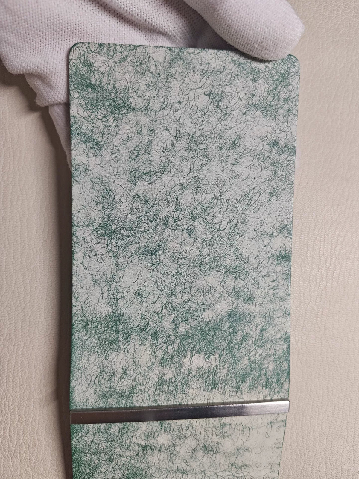Copertina per quaderno a fogli mobili in pelle verde menta