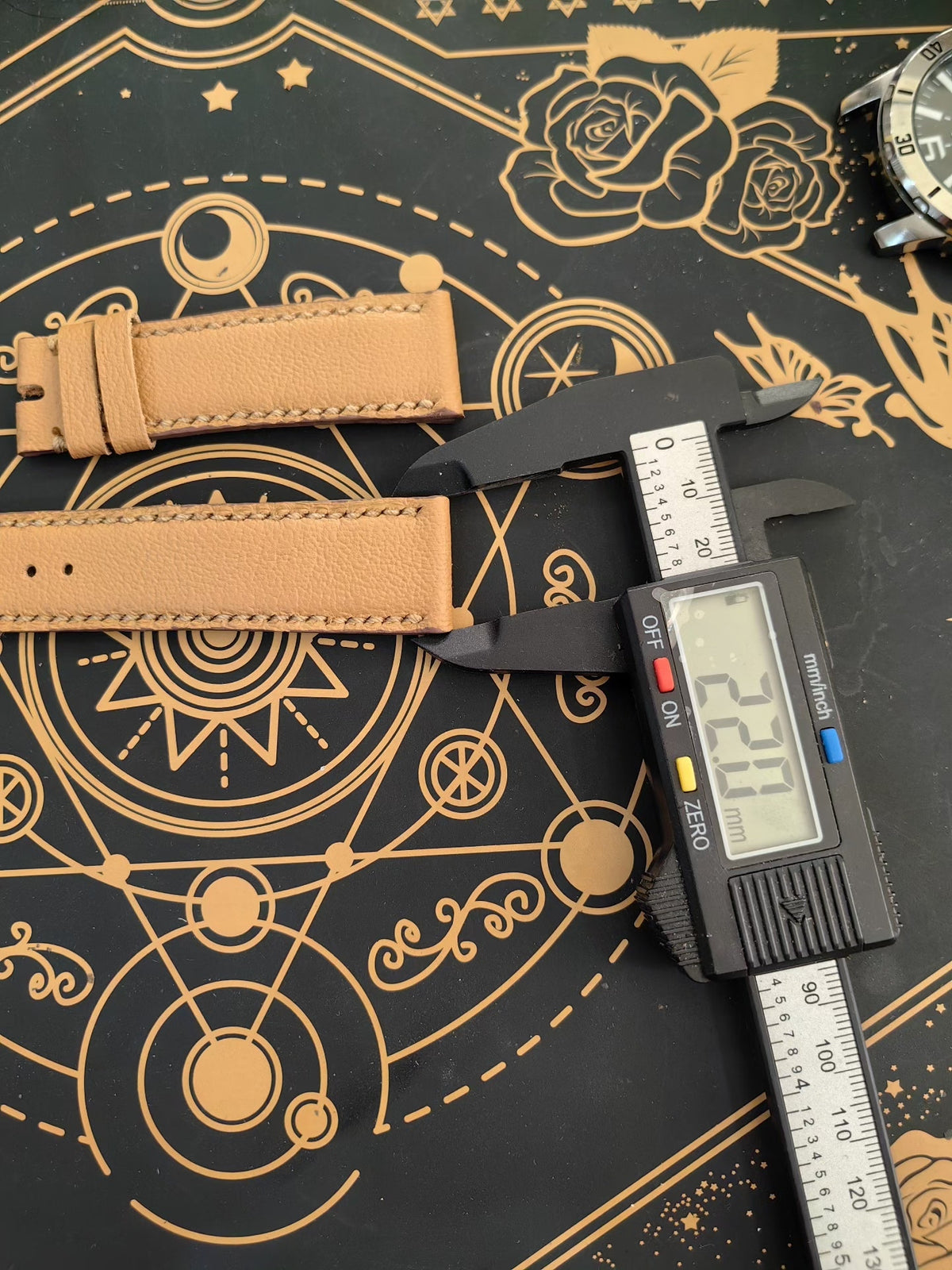Handmade Leather Watch Strap Khaki 22mm
