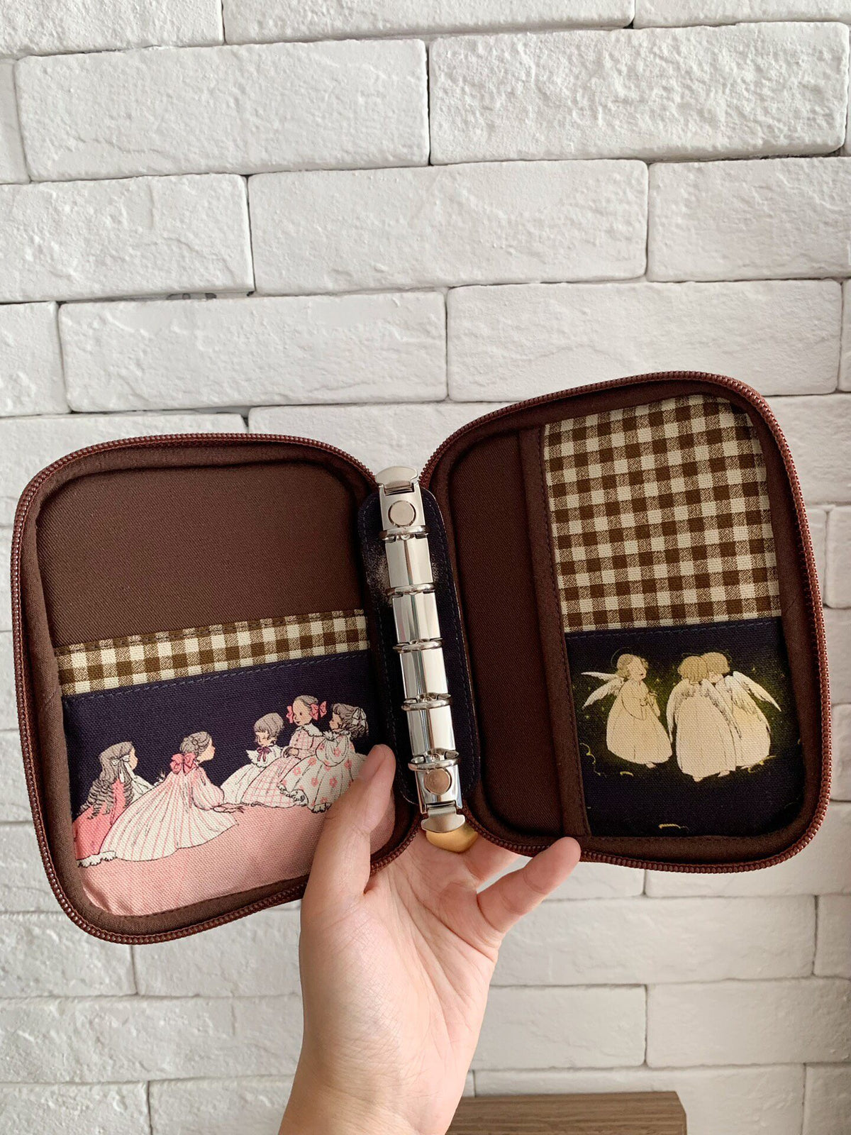 Illustrated Oxford Cloth Storage Pouch