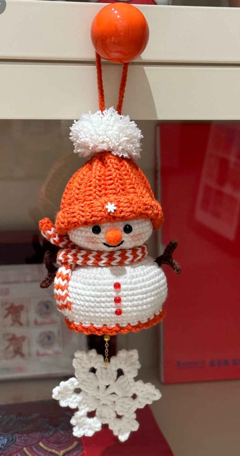 Adorno para coche de muñeco de nieve a ganch a mano
