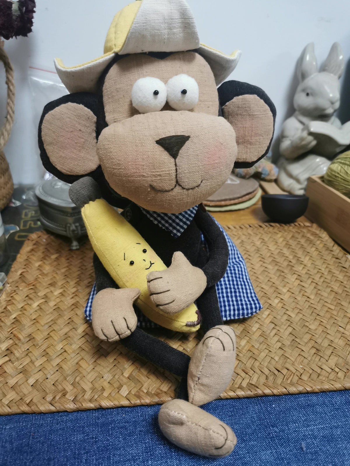 ハンドメイド布製サルフィギュア バナナ付き 28cm