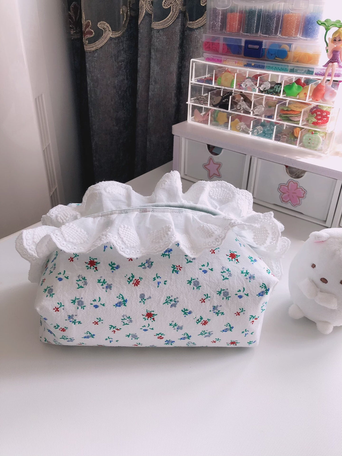 Handmade Floral Lace Tissue Storage Pouch