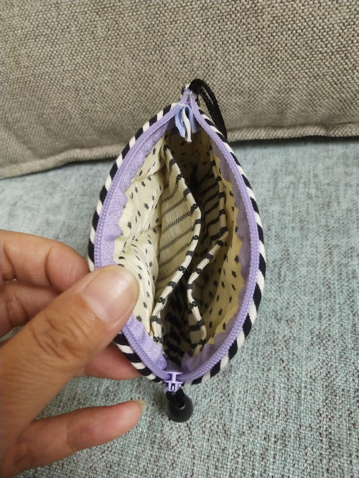 Handgjord quiltad lapptäcksmyntplånbok och kortfodral i musselform
