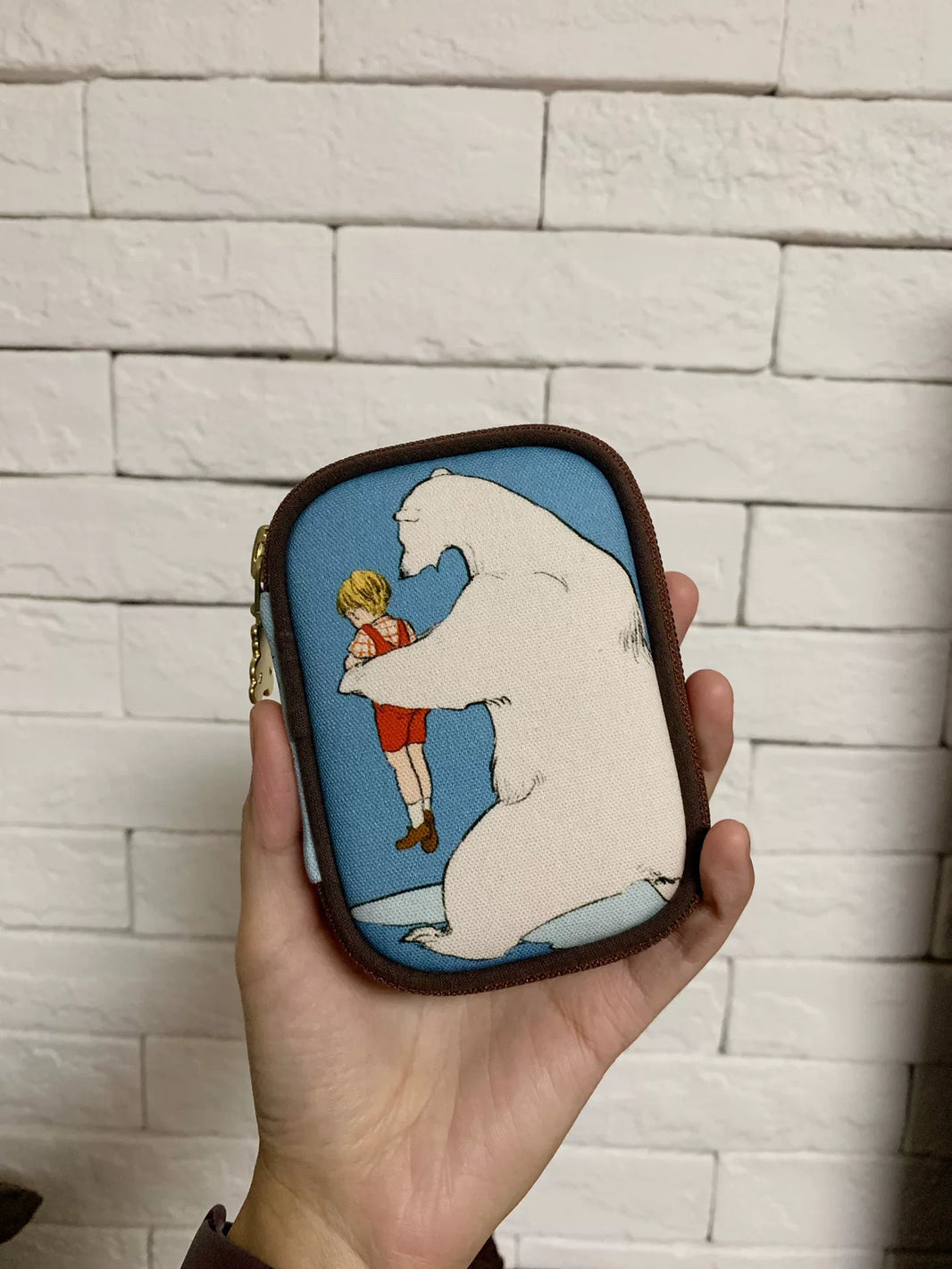 867737414249 - Image 1