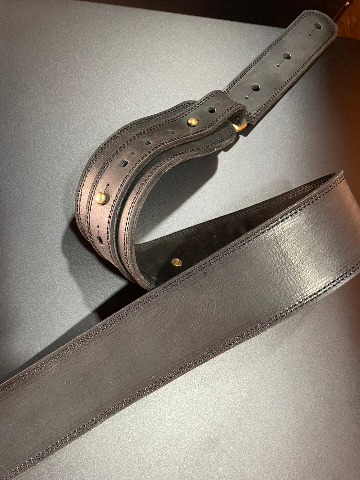 Sangle de guitare et basse en cuir de vachette