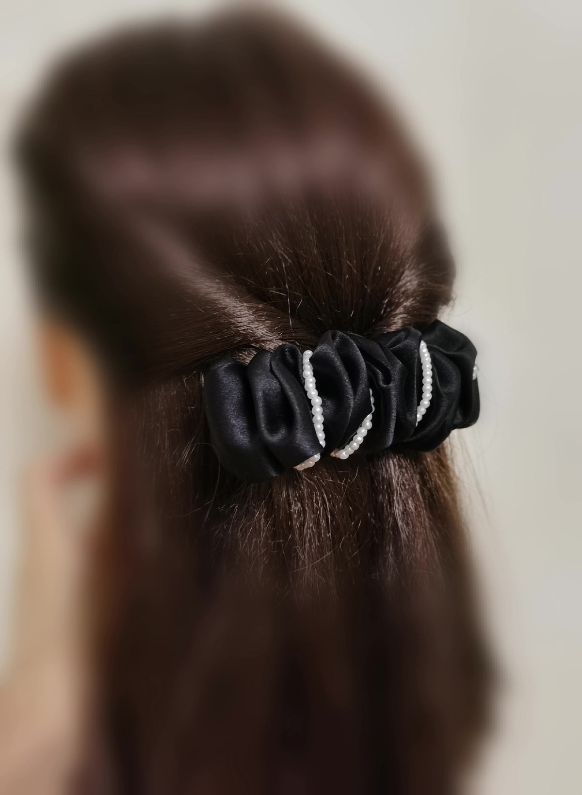 Pure Silk Pearl Ruched Bow Hair Clip