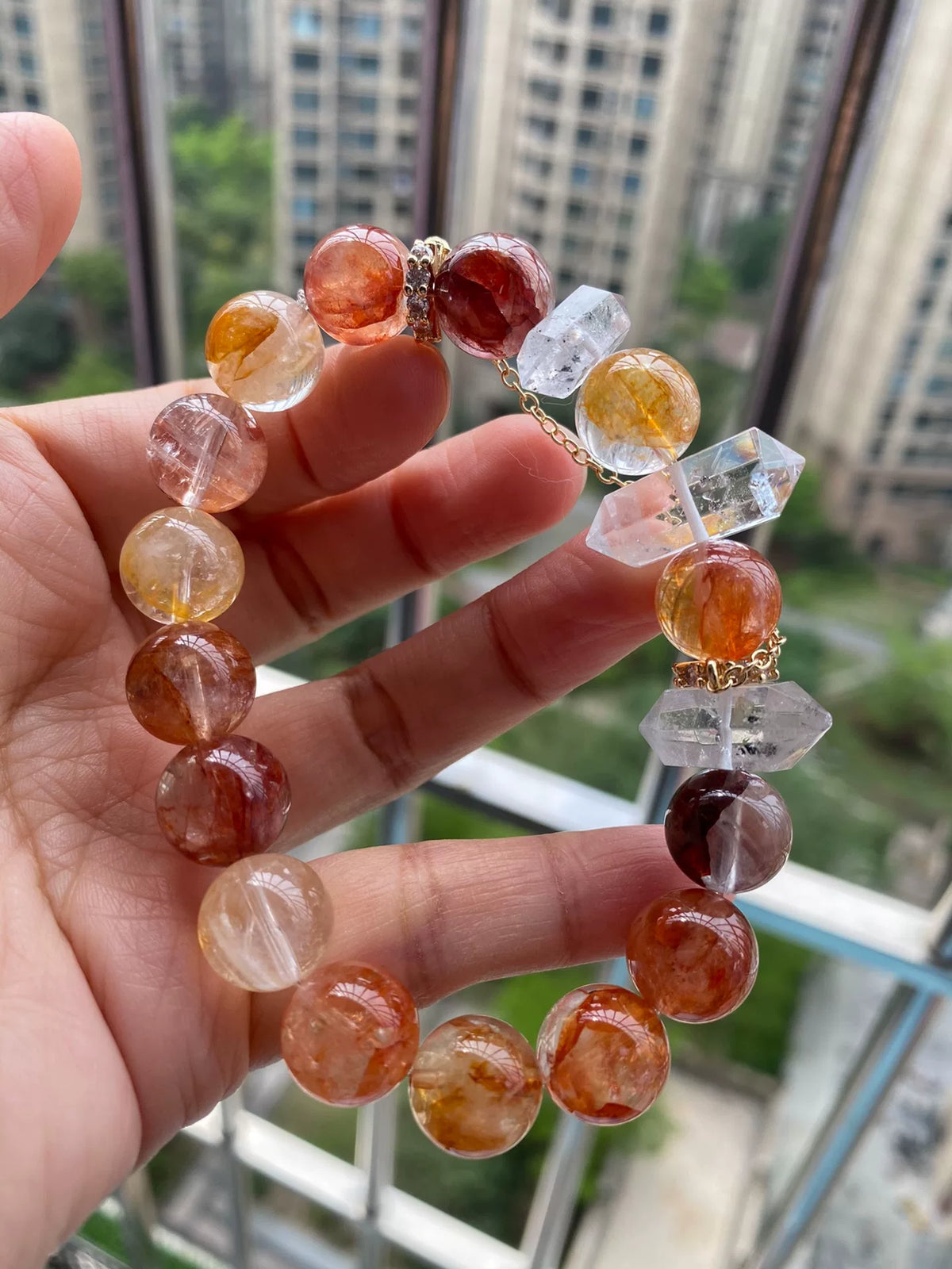 Natural Crystal Bead Bracelet with Quartz Points