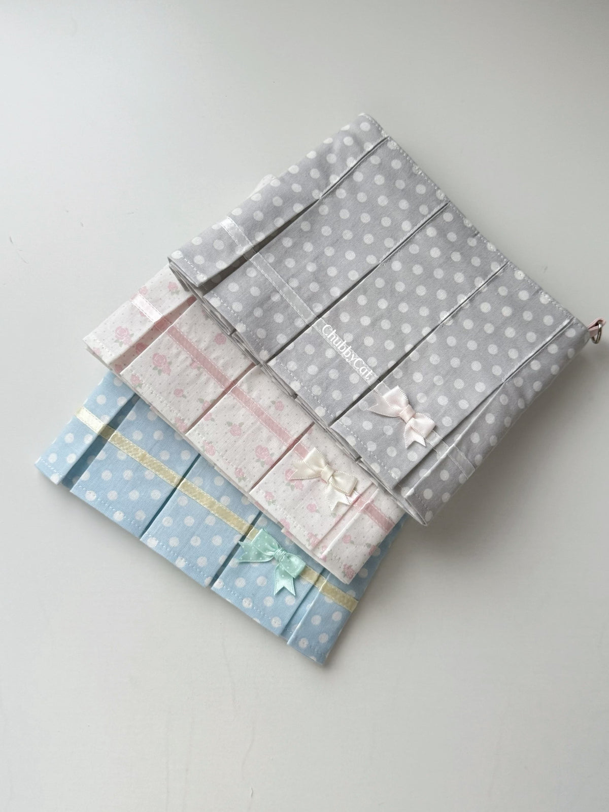 Pleated Skirt Storage Bag Accordion Design