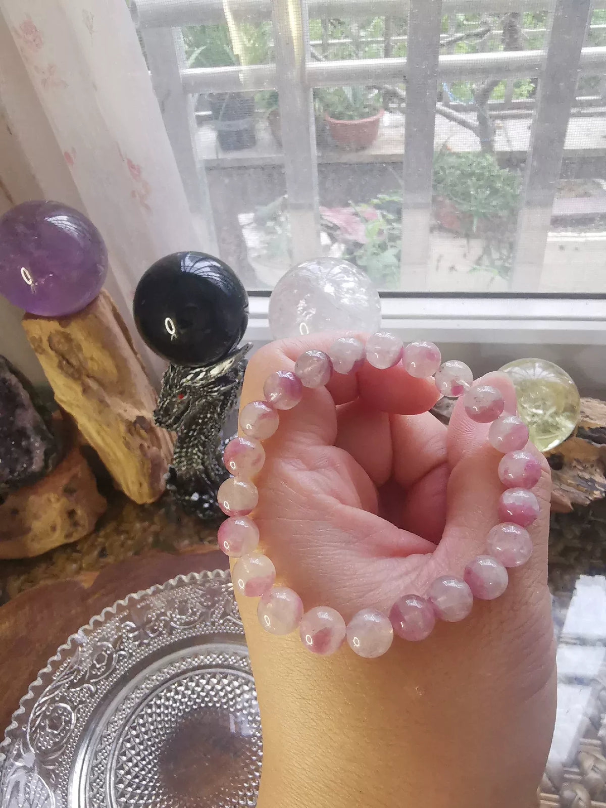 683929974946 - Image 1