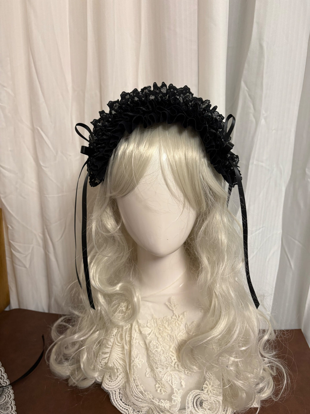 黒レースフリルヘッドバンドハット