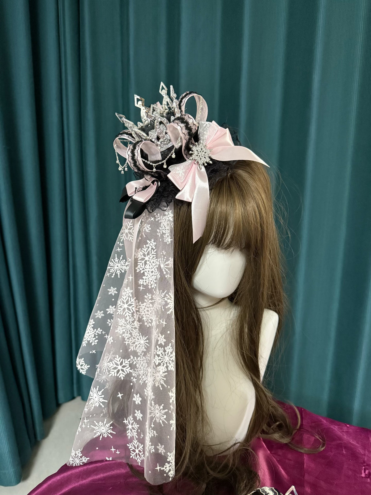 Black Pink Crown Mini Top Hat with Veil