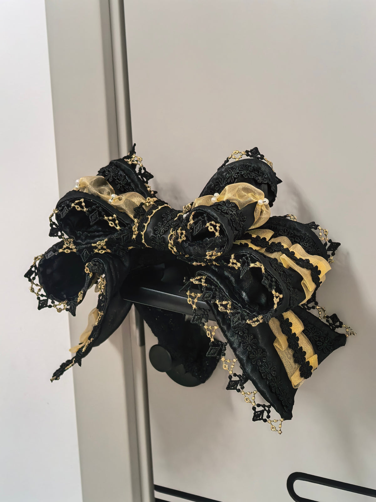 Lazo para el pelo Gothic Lolita negro y dorado