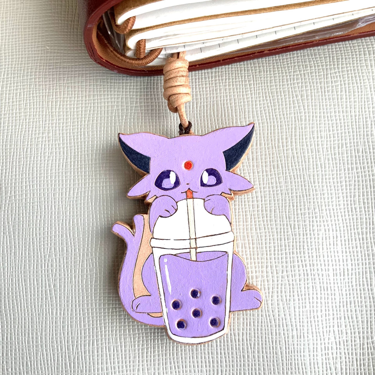 Ensemble de porte-clés en cuir Espeon et Poké Ball