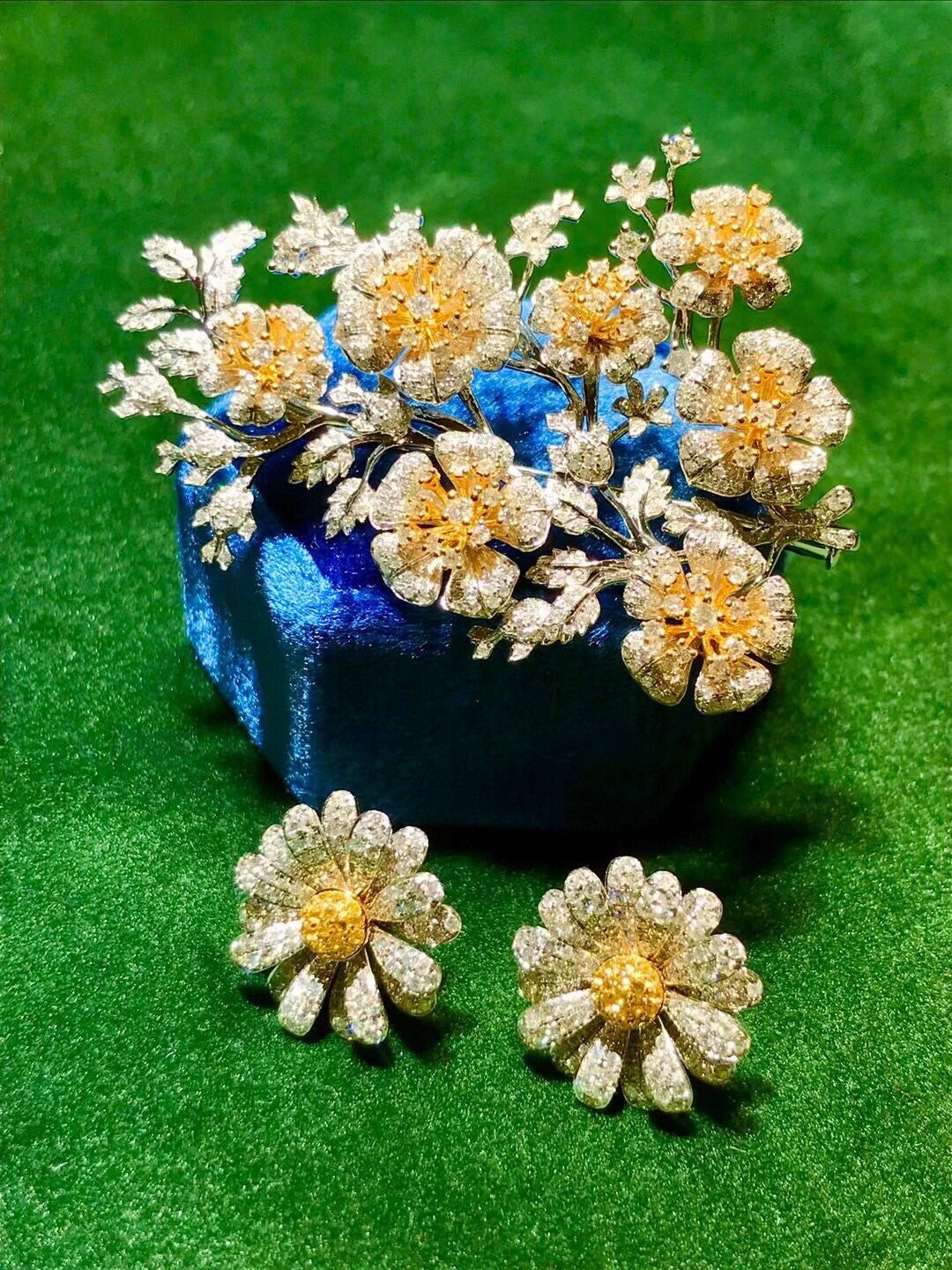18K Two-Tone Gold Floral Brooch and Earrings Set with Pavé Clear Gemstones