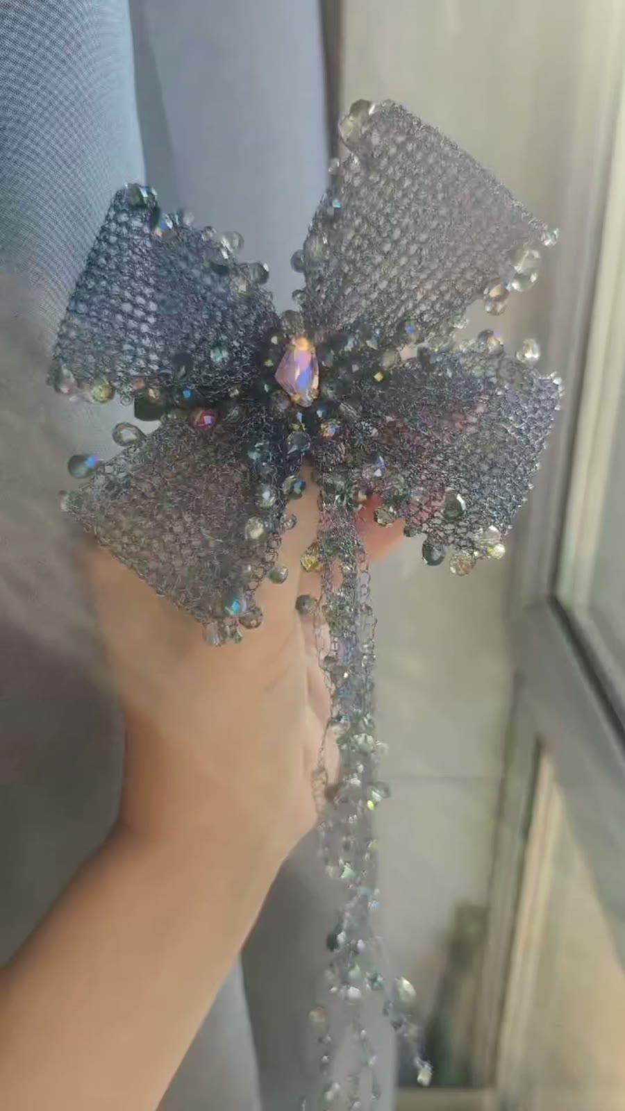 Silver Mesh Bow Hair Clip