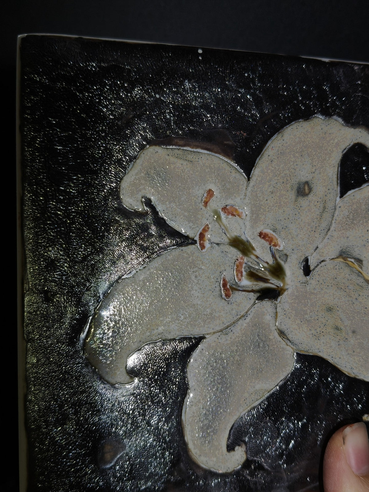 手作り窯変釉のユリ陶板画