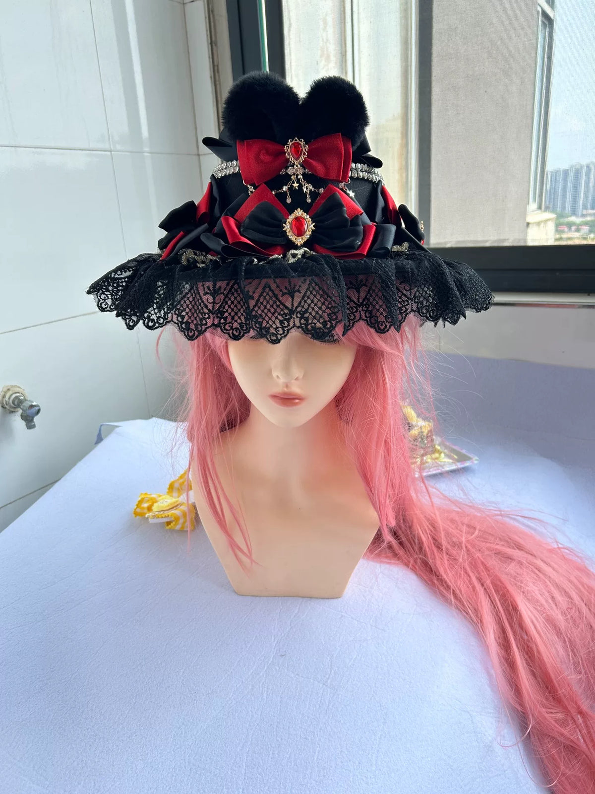 Cilindretto Gothic Lolita Nero e Rosso