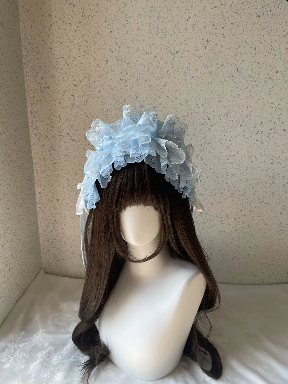 Bandeau Lolita en dentelle et rubans bleu