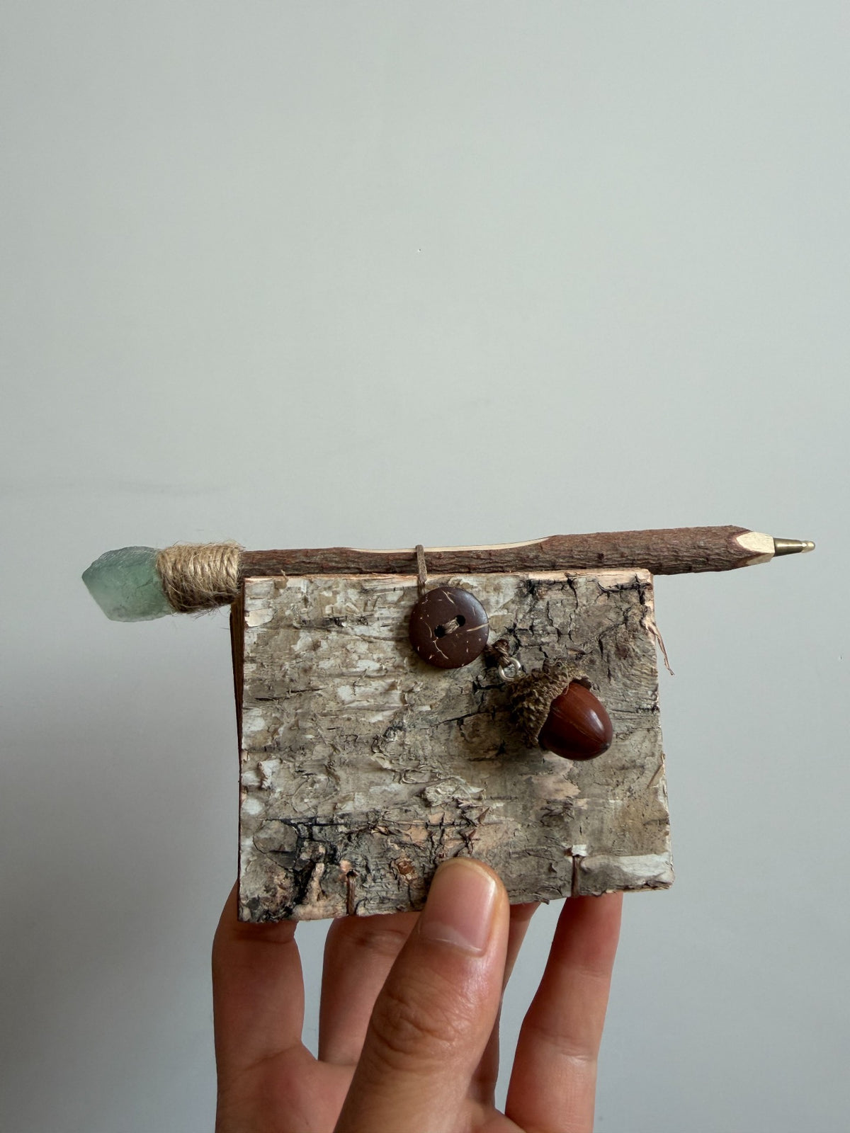 Caderno Mini de Casca de Bétula com Caneta de Ramo