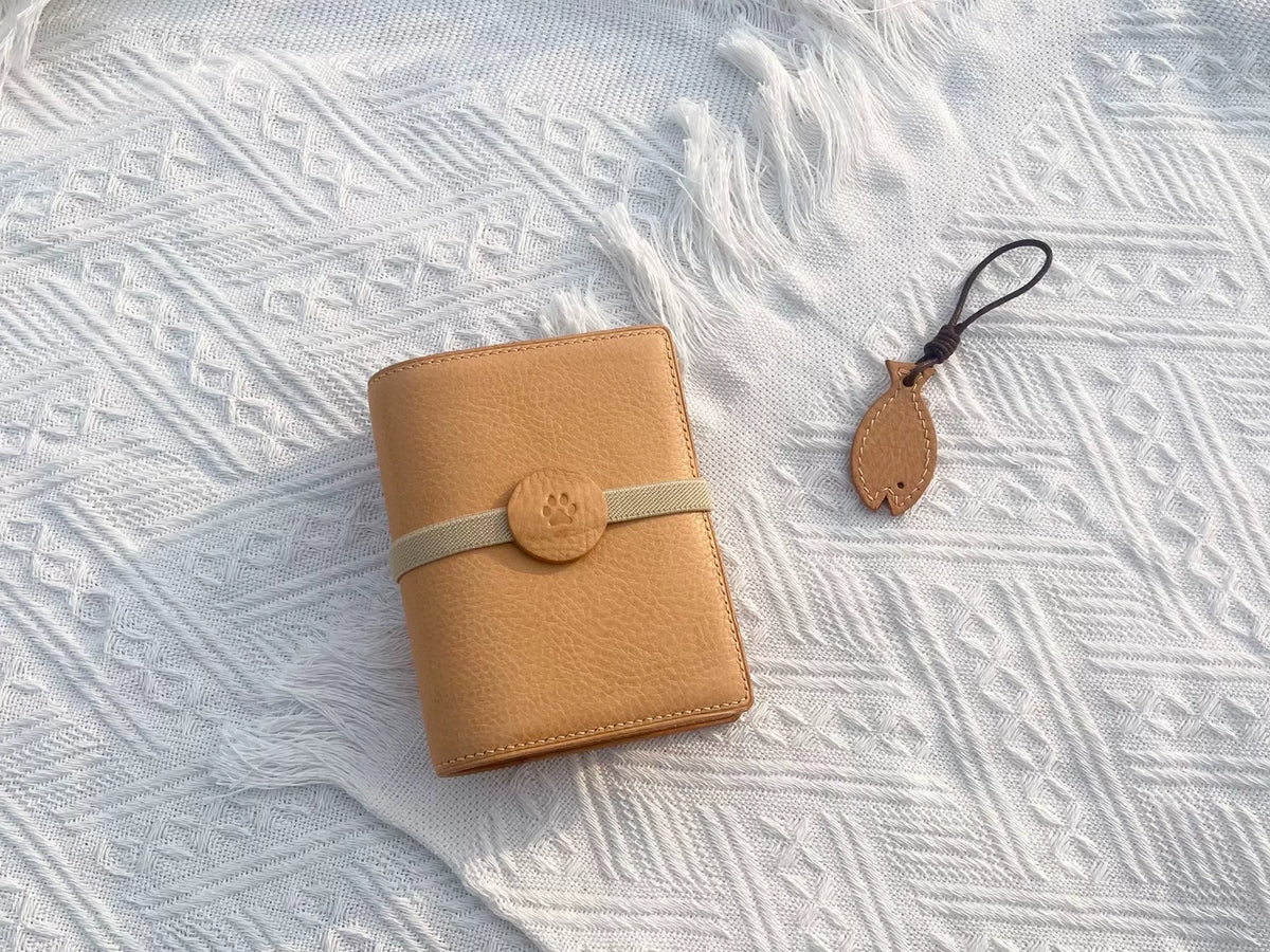 M5 A8 Ringbuch Journal Tan Leder