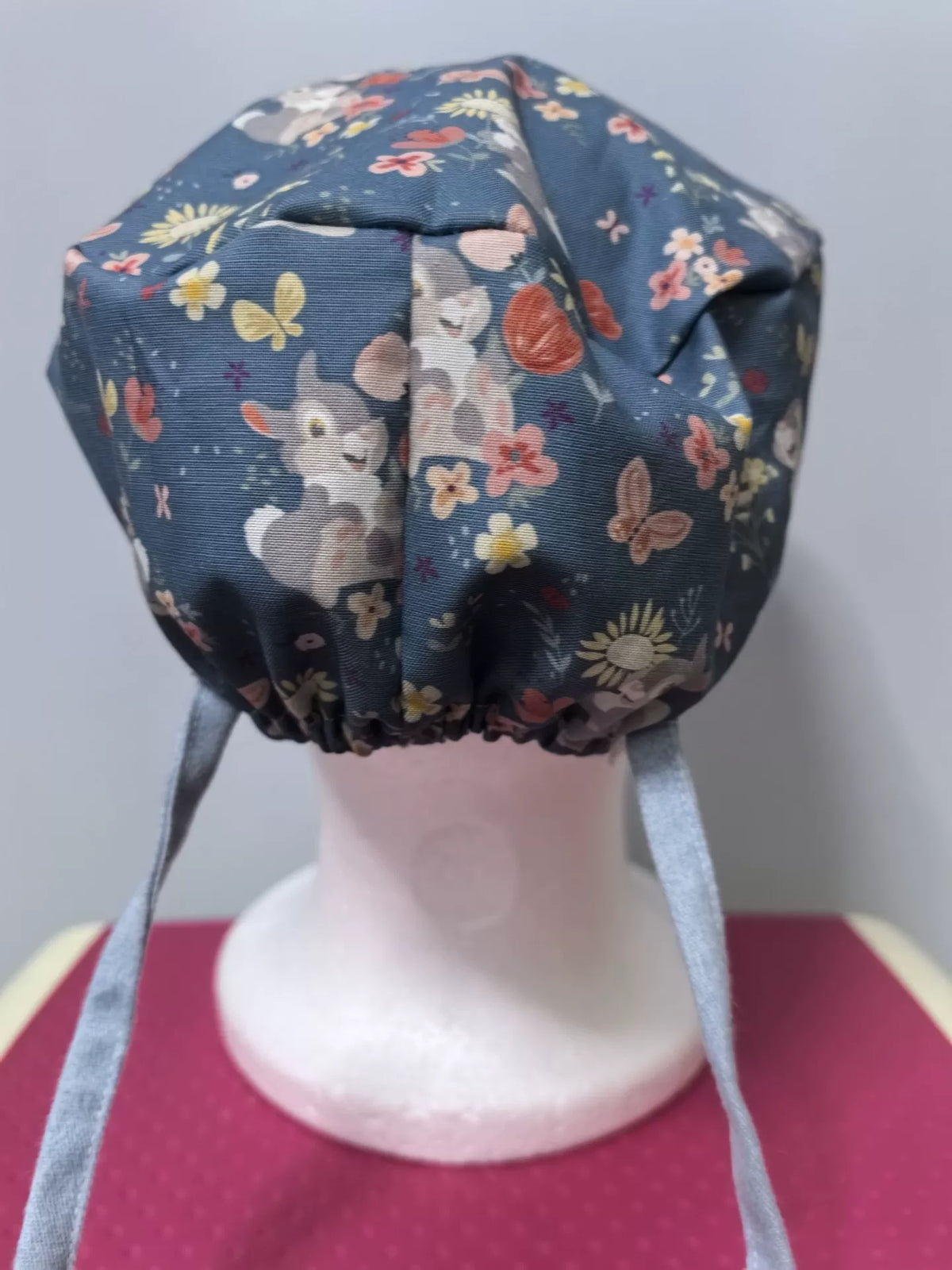 Gorro Cirúrgico de Algodão com Estampa de Coelho