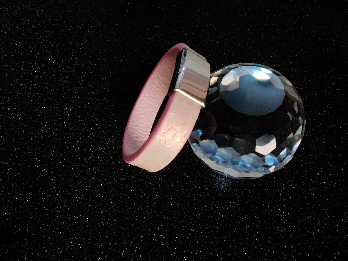Pink White Snakeskin Leather Magnetic Clasp Bracelet
