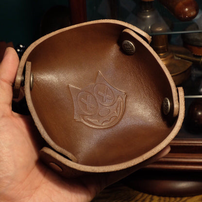 Japanese Import Deep Brown Tochigi Leather Felix Cat Vegetable-Tanned Cowhide Storage Dish with RRL Four-Snap Closure