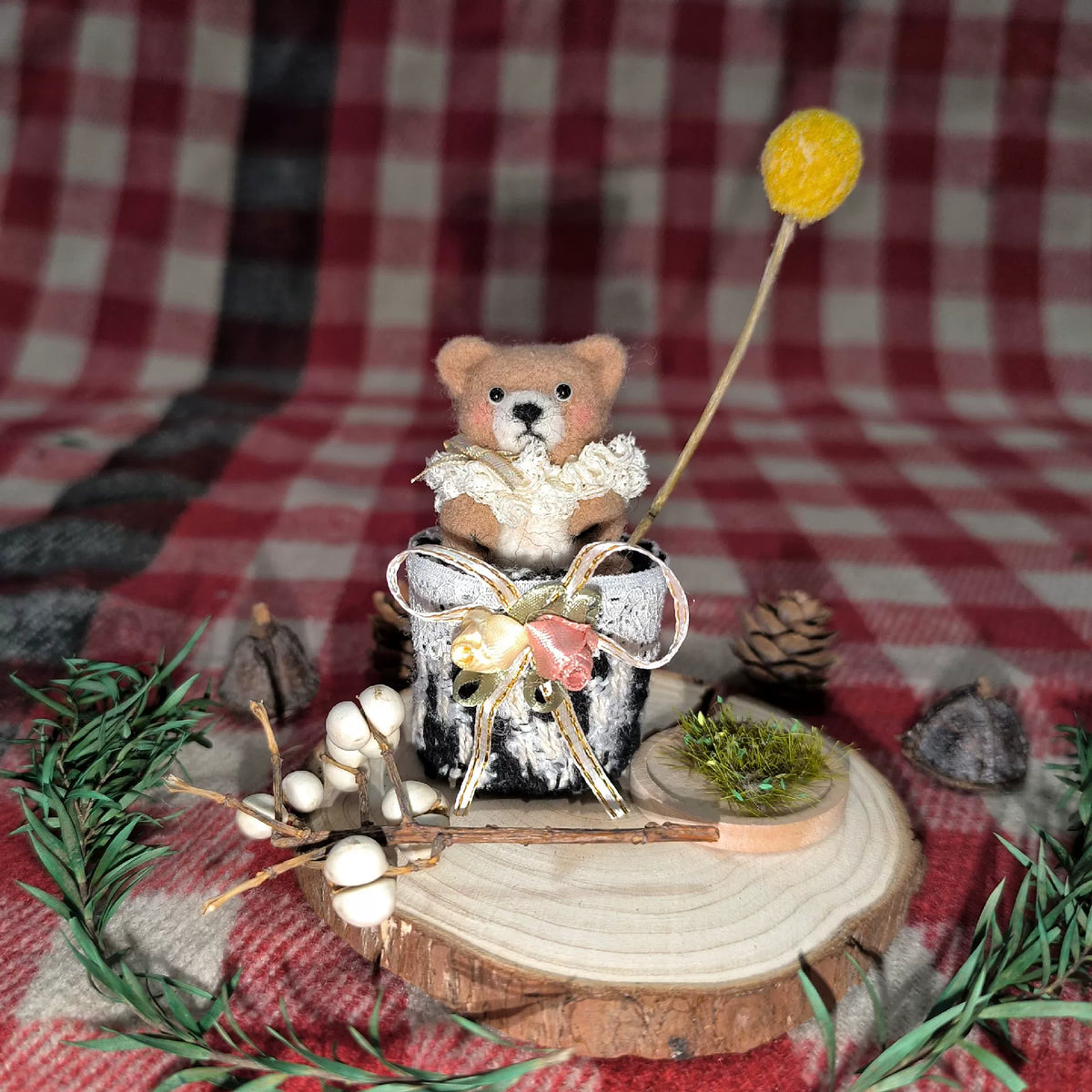 ハンドメイド 羊毛フェルト ミルクティーベア チャーム