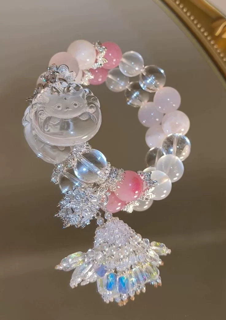 Bracelet en perles de quartz blanc avec dragon-renard sculpté