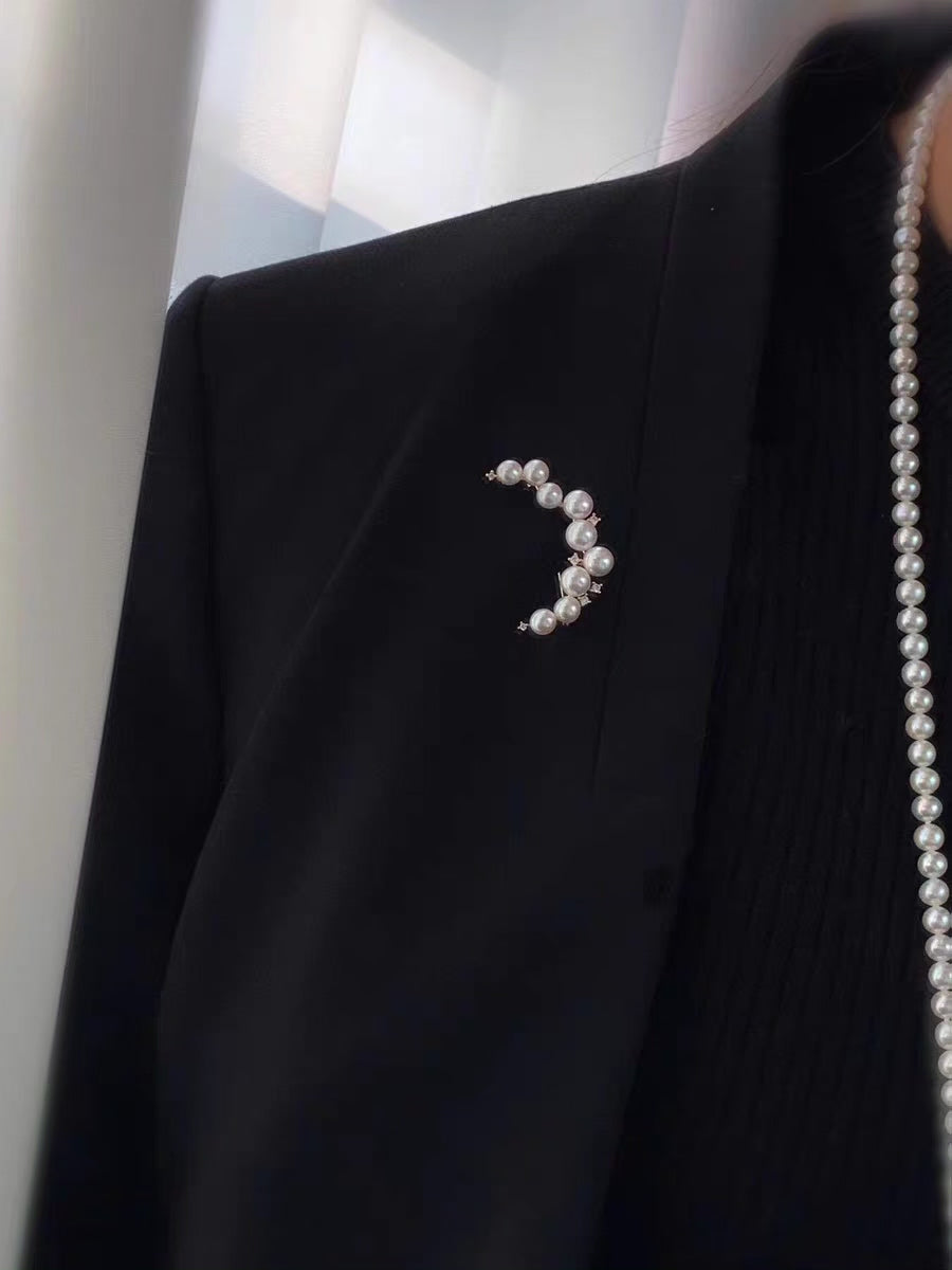 Natural Freshwater Pearl Crescent Brooch