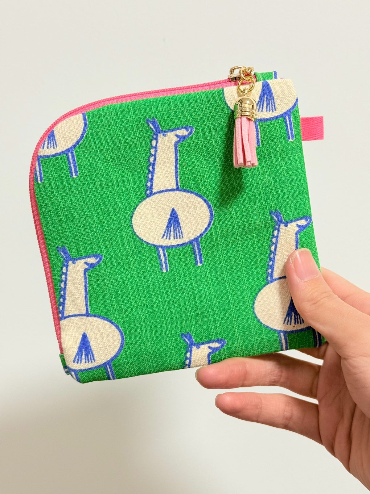 L-Shaped Storage Bag with Llama Print