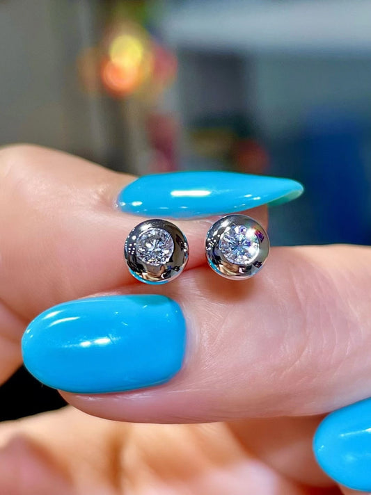 18k White Gold Bubble Eye Stud Earrings, 0.25ct Diamond