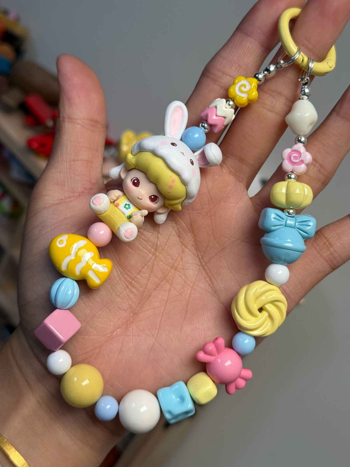 ハンドメイド ビーズ キャラクターフィギュア スマホストラップ キーホルダー