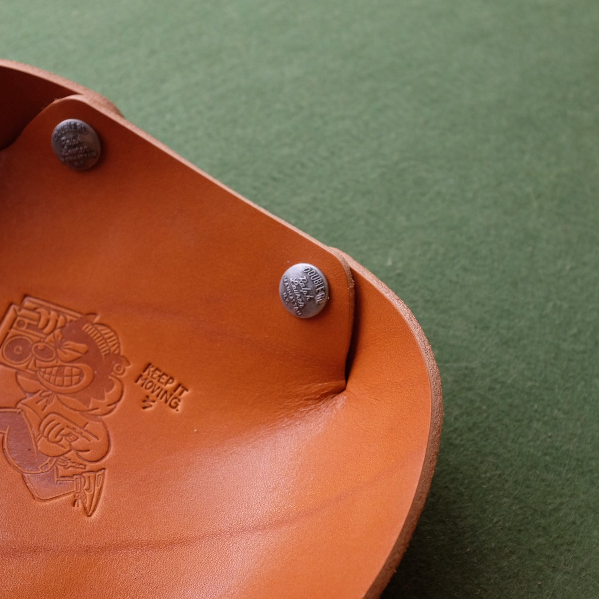 Tochigi Leder Valet Tray met Druksluituiting