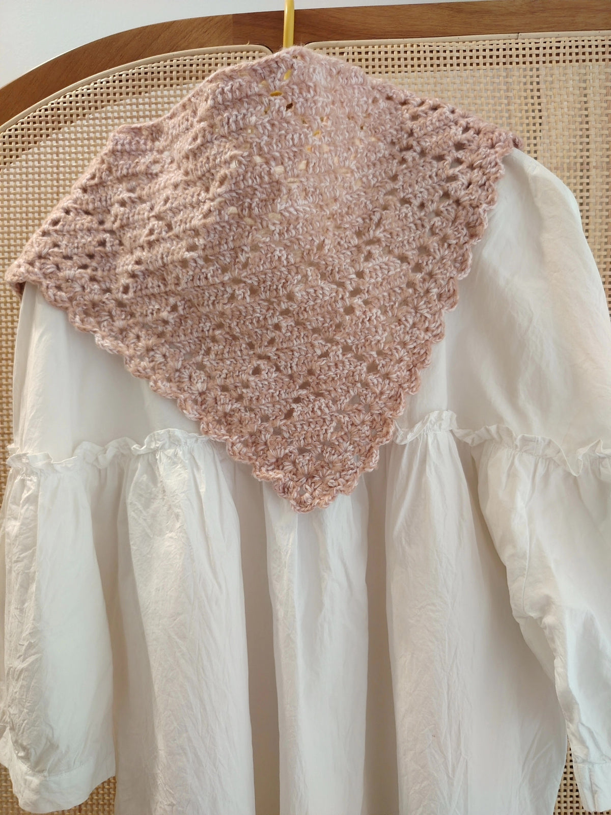 Handmade Knit Triangular Scarf Shawl Pink Cotton Blend