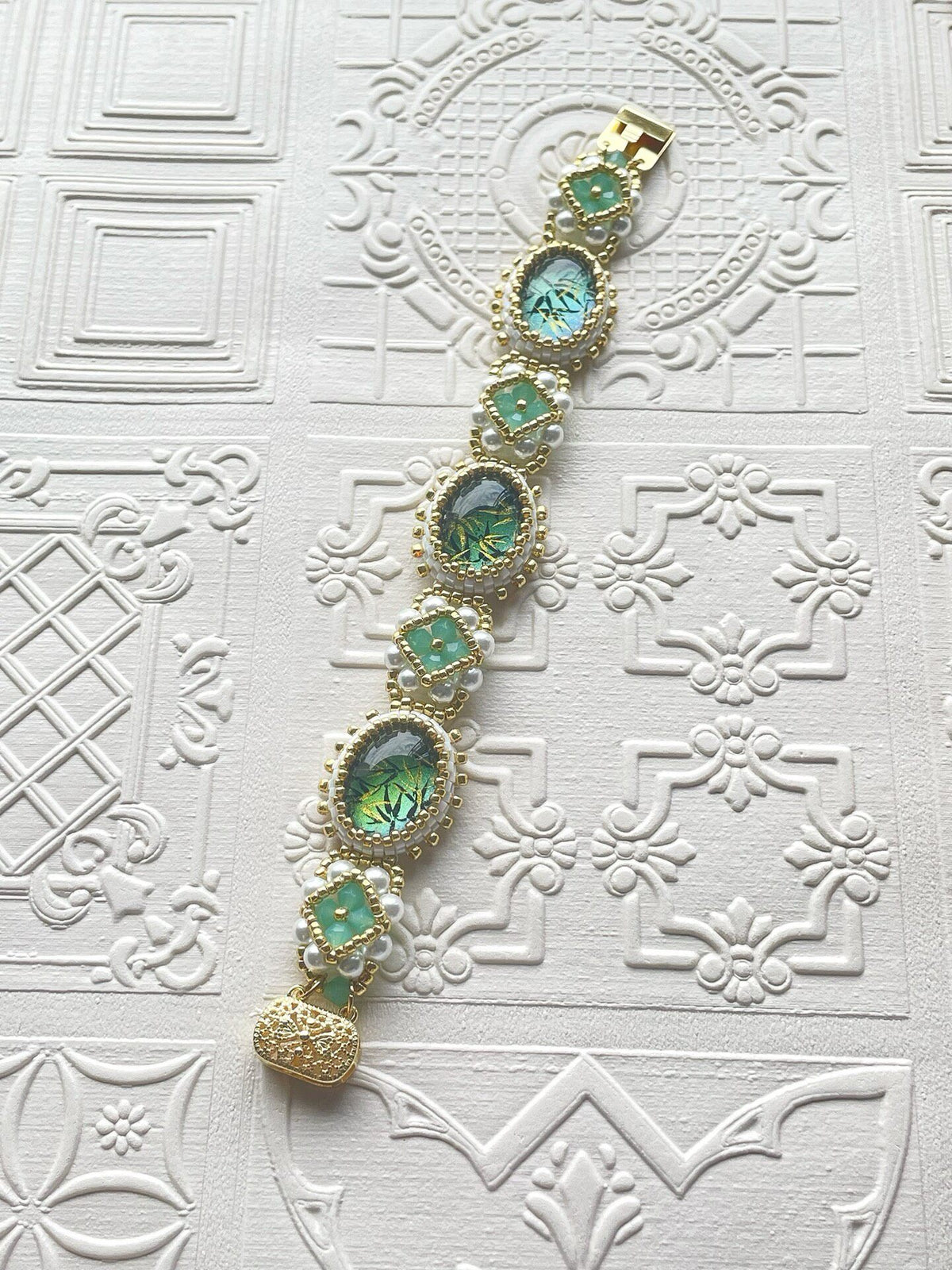 Handmade Beaded Bracelet Green Bamboo Motif