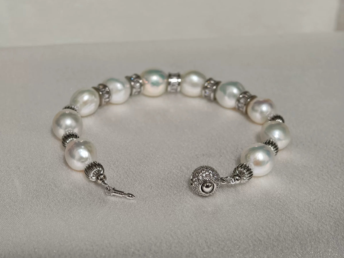 Braccialetto con perle d'acqua baroque rotonde 9-11mm