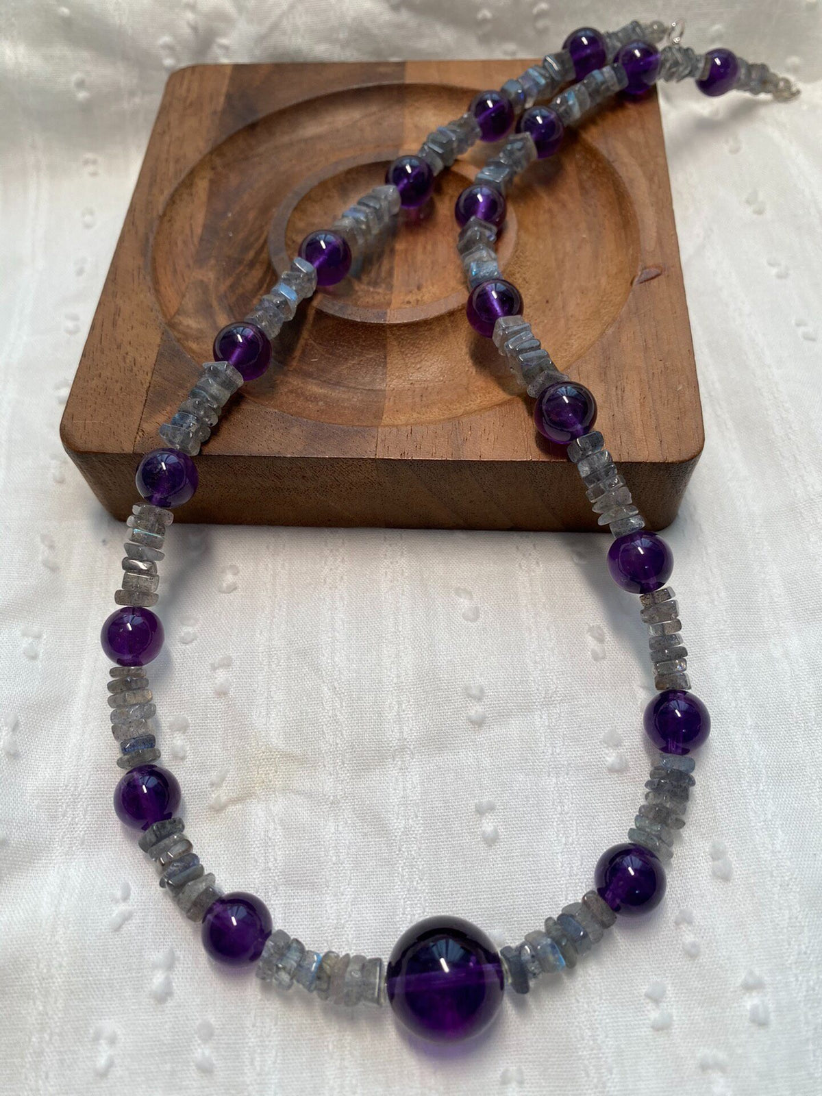 Labradorit- und Amethyst-Perlenkette