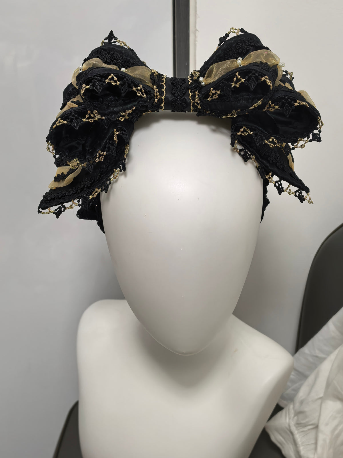 Lazo para el pelo Gothic Lolita negro y dorado